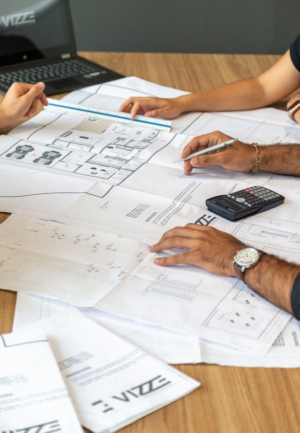 Quels sont les avantages et les risques d'acheter un logement neuf sur plan en VEFA ?